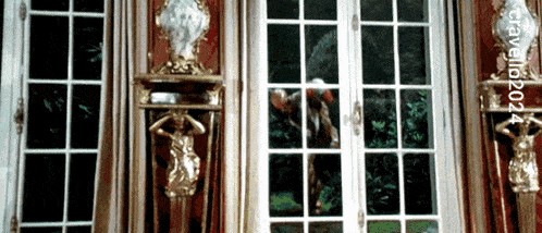 a picture of a door with the date of october 16 2014