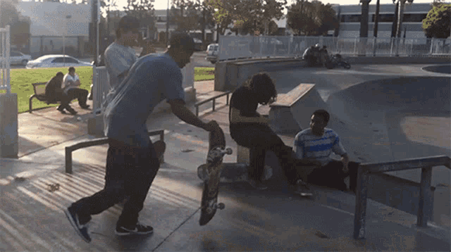 Board Slide Garretla GIF - Board Slide Garretla Skateboard Tricks GIFs