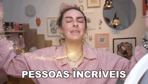 Pessoas Incríveis Da Internet Karen Bachini GIF