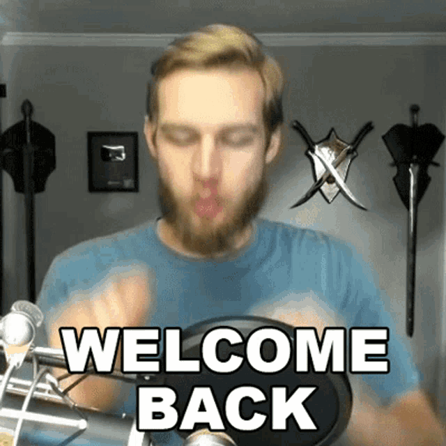 Welcome Back Klaus Gaming GIF - Welcome Back Klaus Gaming Good To Have You Back GIFs