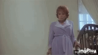 Postcards From The Edge Shirley Maclaine GIF - Postcards From The Edge Shirley Maclaine GIFs