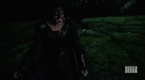 Reign Cry GIF - Reign Cry Supergirl GIFs