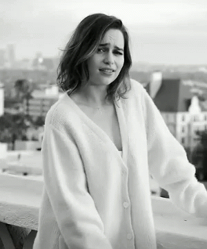 Emilia Clarke Wink GIF - Emilia Clarke Wink Flirting GIFs