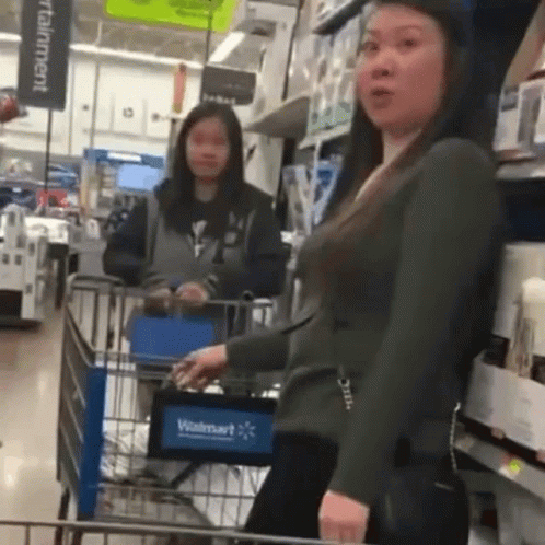 What I Do What I Do Asian Woman GIF - What I Do What I Do Asian Woman What I Do Walmart Asian GIFs