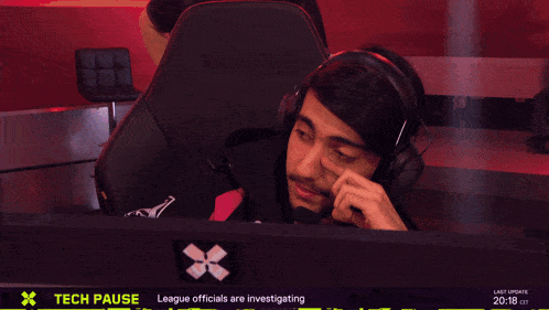 a man wearing headphones with the words tech pause below him