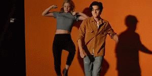 Lili Reinhart Cole Sprouse GIF - Lili Reinhart Cole Sprouse Betty Cooper GIFs