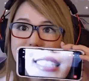 Angelskimi Glasses GIF - Angelskimi Glasses Phone GIFs