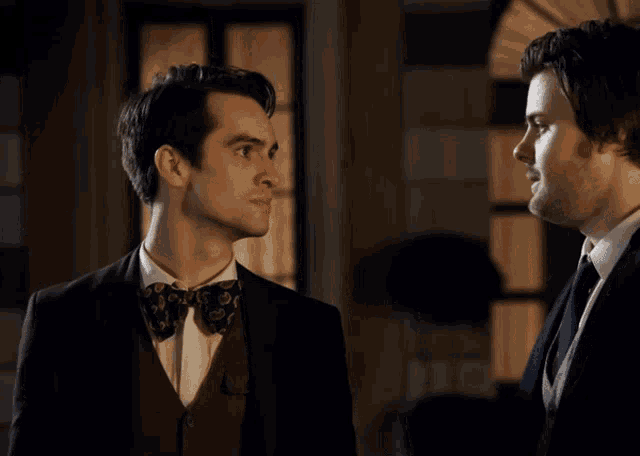 Brendon Brendon Urie GIF - Brendon Brendon Urie Panic At The Disco GIFs