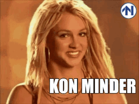 a woman with blonde hair is smiling and says kon minder in white letters