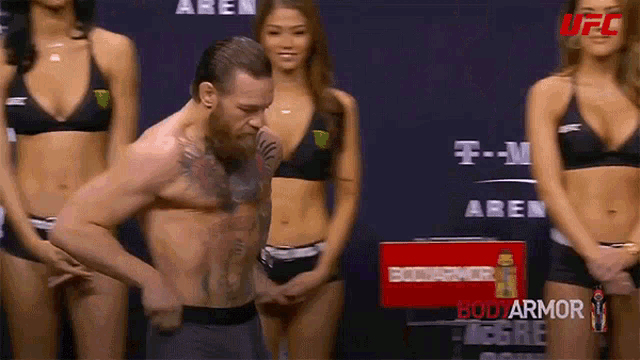 Weigh In Conor Mcgregor GIF - Weigh In Conor Mcgregor Ufc Brasil GIFs