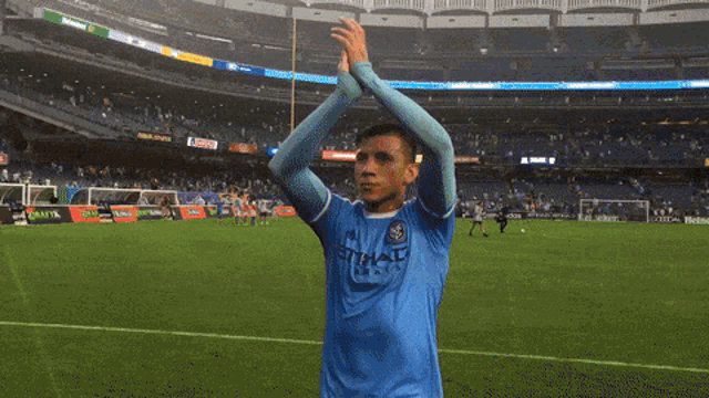 Nycfc Mikey Lopez GIF - Nycfc Mikey Lopez New York City Fc GIFs