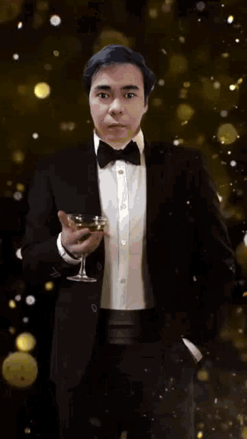 Marco Drink GIF - Marco Drink Cheers GIFs
