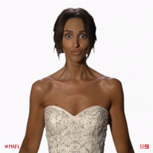 See No Evil Lizzie GIF - See No Evil Lizzie Married At First Sight GIFs