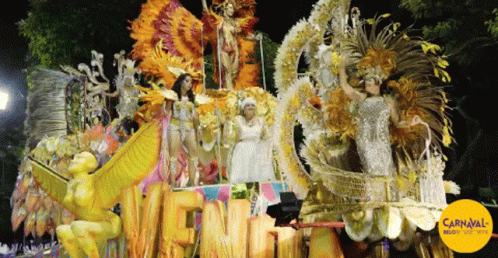 Carnival Parade GIF - Carnival Parade Dance GIFs