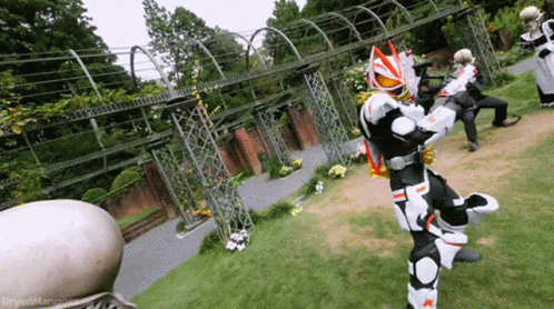 Kamen Rider Geats Aim GIF - Kamen Rider Geats Aim Shoot GIFs