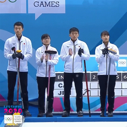Clapping Team Japan GIF - Clapping Team Japan Youth Olympic Games GIFs