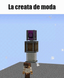 a screenshot of a video game with the words la creata de moda at the top