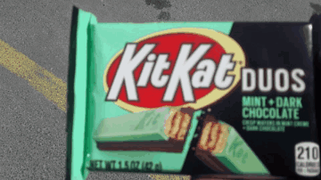 Kitkat Kitkat Duos GIF - Kitkat Kitkat Duos Kitkat Duos Mint Dark Chocolate GIFs