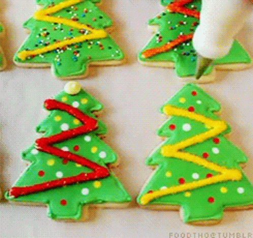 Christmas Cookies Decorate GIF - Christmas Cookies Decorate Icing GIFs
