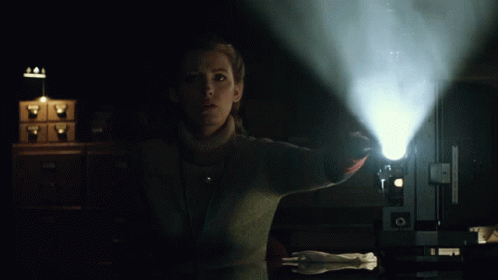 Film Projector Blake Lively GIF - Film Projector Blake Lively Adaline Bowma GIFs