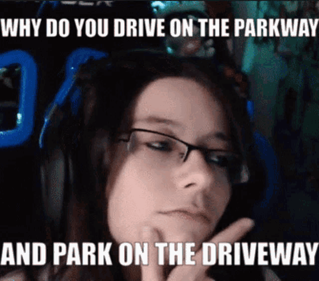 Driveaway Vs Parkway Pokketninja GIF - Driveaway Vs Parkway Pokketninja Meme GIFs
