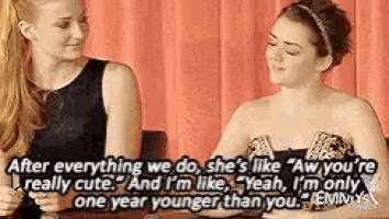 Maisie Williams Sophie Turner GIF