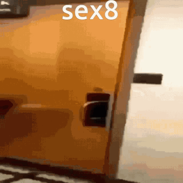 a sign that says sex8 on it in white letters