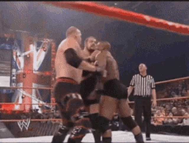 Kane Wwe Big Show GIF - Kane Wwe Big Show Double Chokeslam GIFs