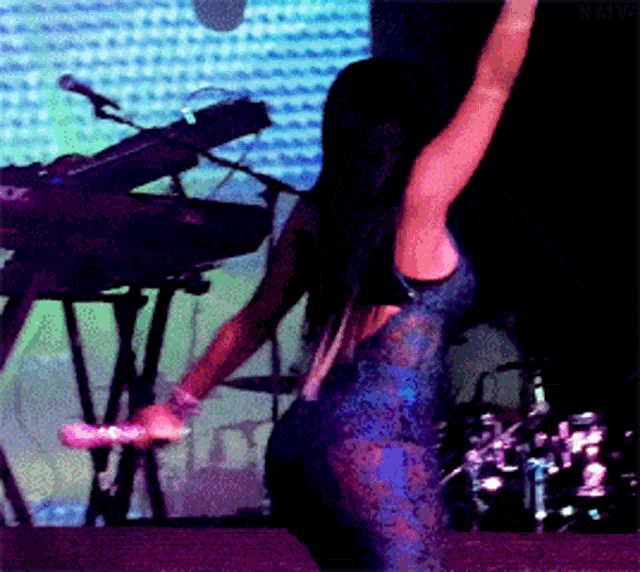 Nicki Minaj GIF - Nicki Minaj Investcritiques GIFs