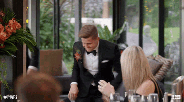 Dance Married At First Sight GIF - Dance Married At First Sight Groove GIFs