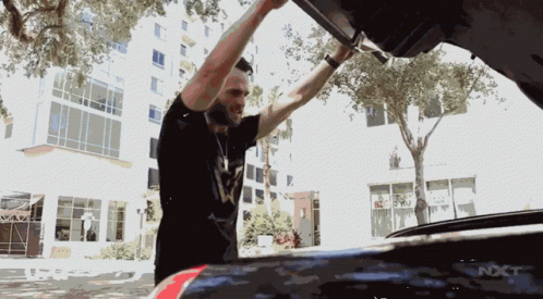 Roderick Strong Close Trunk GIF - Roderick Strong Close Trunk Face Your Fear GIFs