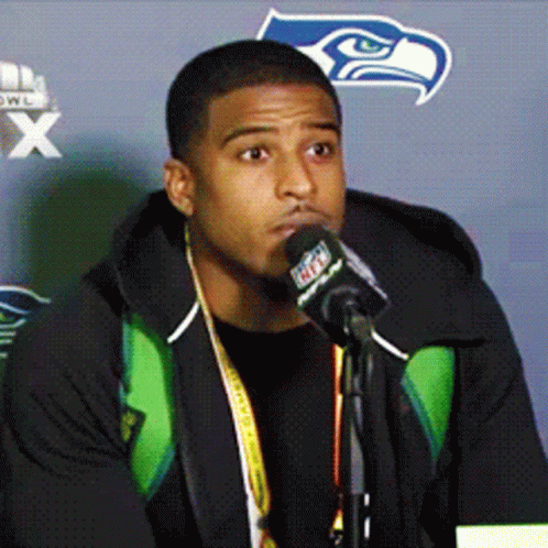 Bobby Wagner Seattle Seahawks GIF - Bobby Wagner Seattle Seahawks Nose GIFs