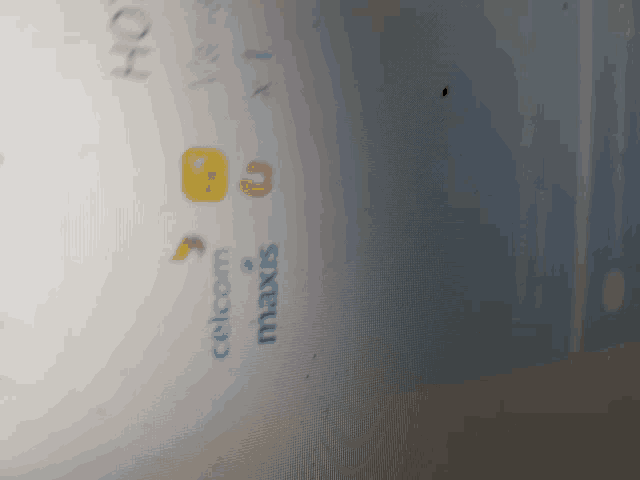 a blurred image of celcom maxis and hd