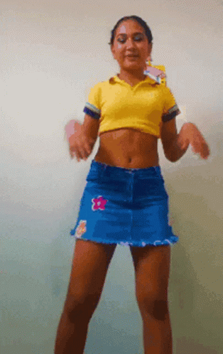 Belly Dance Fernando Santos GIF - Belly Dance Fernando Santos Girl GIFs