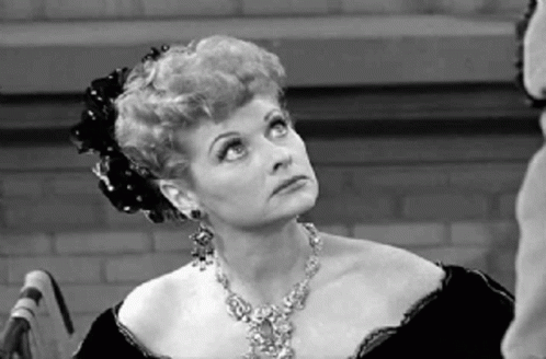 Lucy And GIF - Lucy And Ethel GIFs