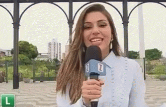 Vivian Amorim Reporting GIF - Vivian Amorim Reporting Big Brother GIFs