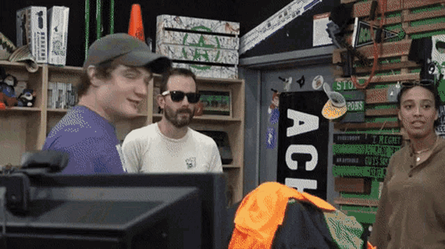 Geoff Ramsey Glasses GIF - Geoff Ramsey Glasses Cool GIFs