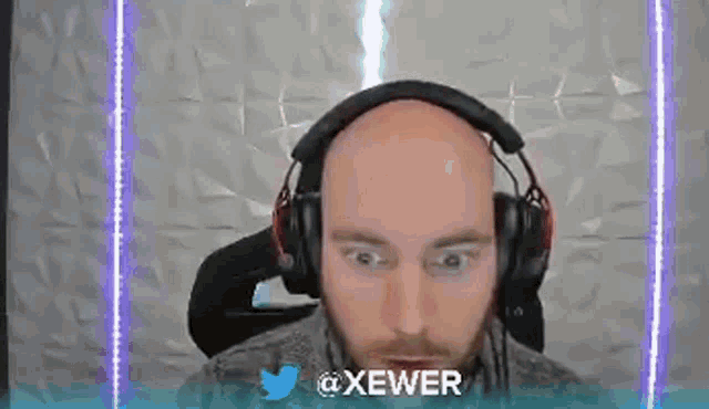 Xewer Focus GIF - Xewer Focus Concentration GIFs