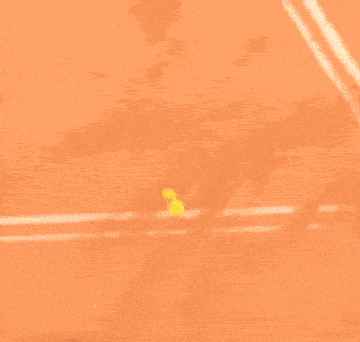a tennis match is being played on a court that has a sign that says ' luxe ' on it