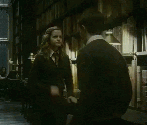 Harry Potter Attack GIF - Harry Potter Daniel Radcliffe Emma Watson GIFs