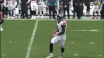 a fox nfl football game is being played on the field