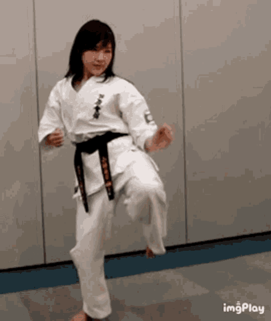 Karate Girl Karate Kick GIF - Karate Girl Karate Kick Karate GIFs