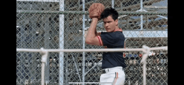 Charlie Sheen Baseball GIF - Charlie Sheen Baseball Major League GIFs