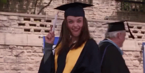 Graduation GIF - Rory Gilmoregirls Graduation GIFs