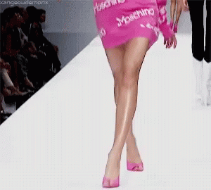 Barbie Catwalk GIF - Barbie Catwalk Modeling GIFs