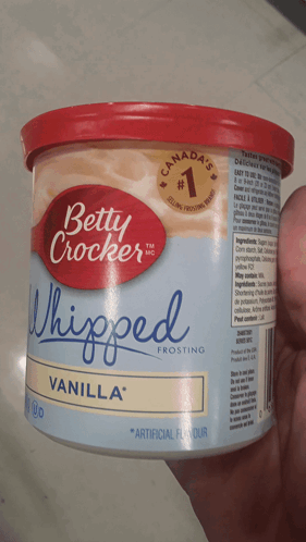 Betty Crocker Whipped Vanilla Frosting GIF - Betty Crocker Whipped Vanilla Frosting Frosting GIFs