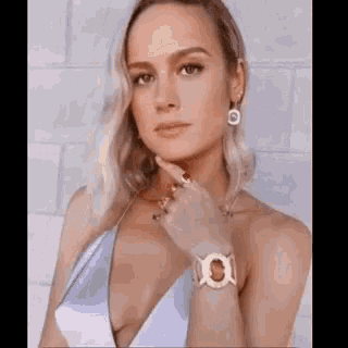 Brie Larson Captain Marvel GIF - Brie Larson Captain Marvel Avengers End Game GIFs