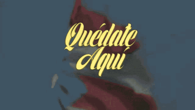 a picture of a car with the words " encuentre aqui " written on it