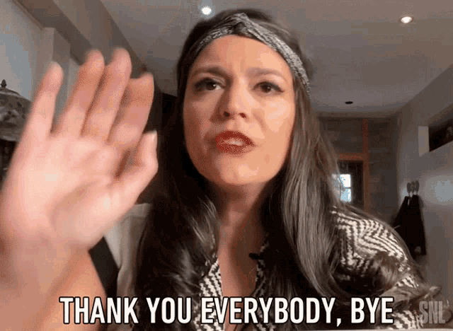 Thank You Everybody Bye Cecily Strong GIF - Thank You Everybody Bye Cecily Strong Saturday Night Live GIFs