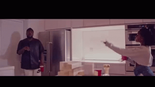 Wale Chill GIF - Wale Chill Herfault GIFs